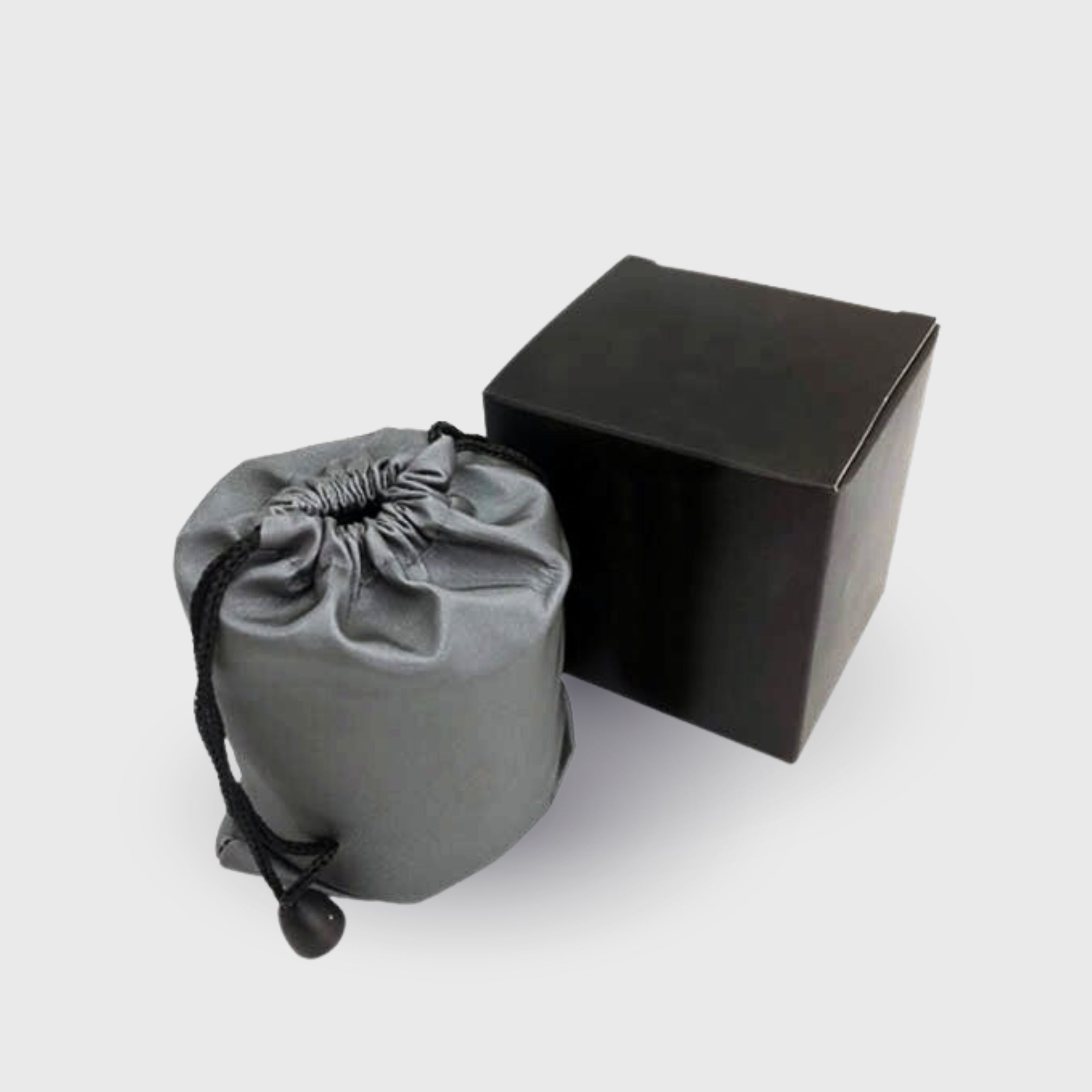 GlobeCharge Universal Travel Adaptor — 3.0A Fast Charge elegant pouch