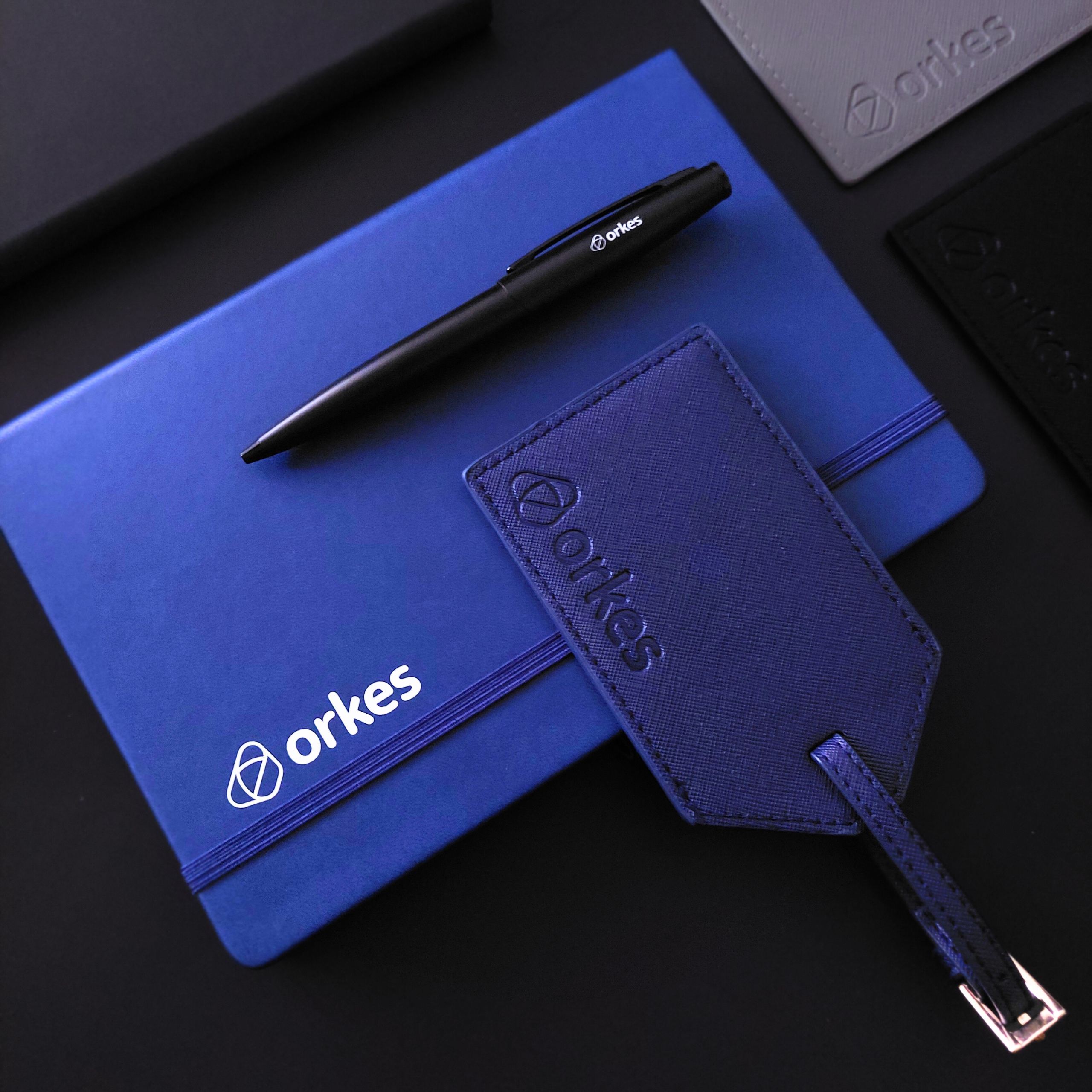 corporate gifts singapore luggage tag leather blue